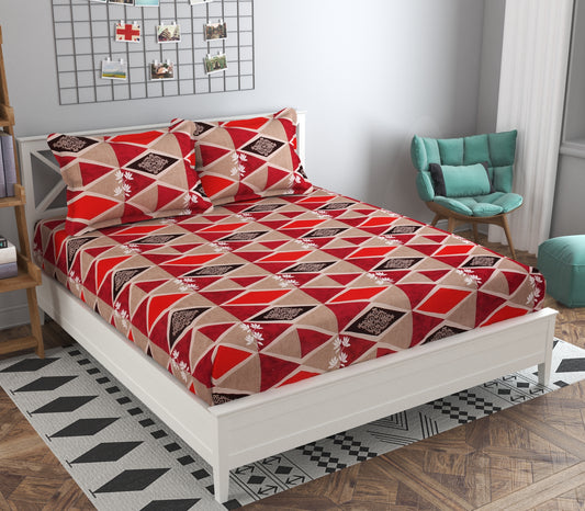 Varca Red Geometric Fitted Double Bedsheet Set by Arka Décor