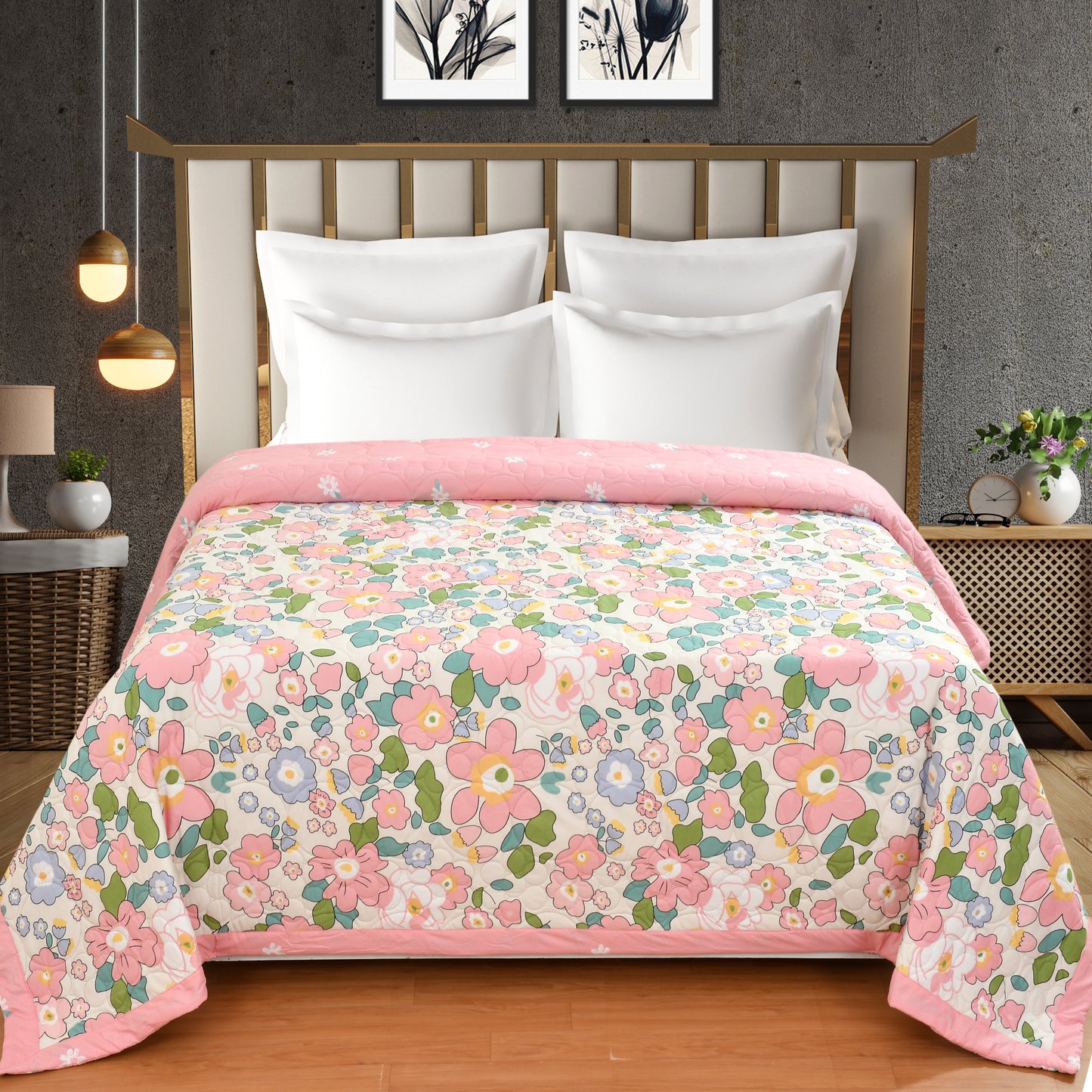 Ultrasonic Pink Floral Printed Queen Size Comforter