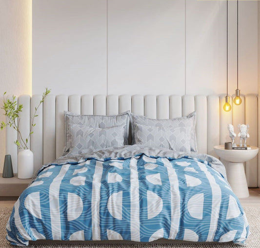 Blue Semi Circle Comforter Set by Arka Décor